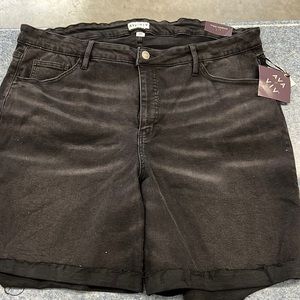 NWT Ava & Viv Denim Bermuda Short